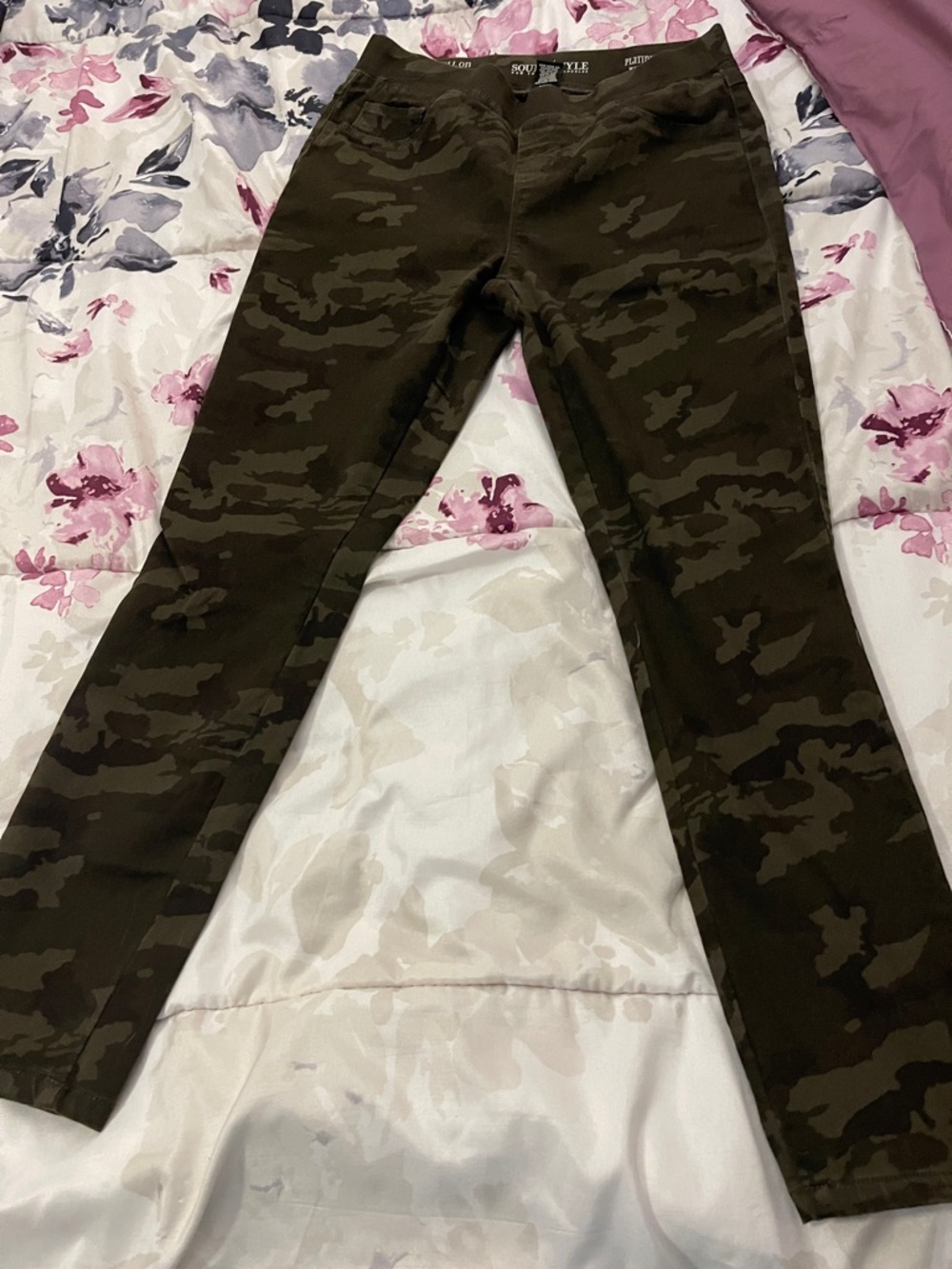 Lucy Olive Green Camo Leggings